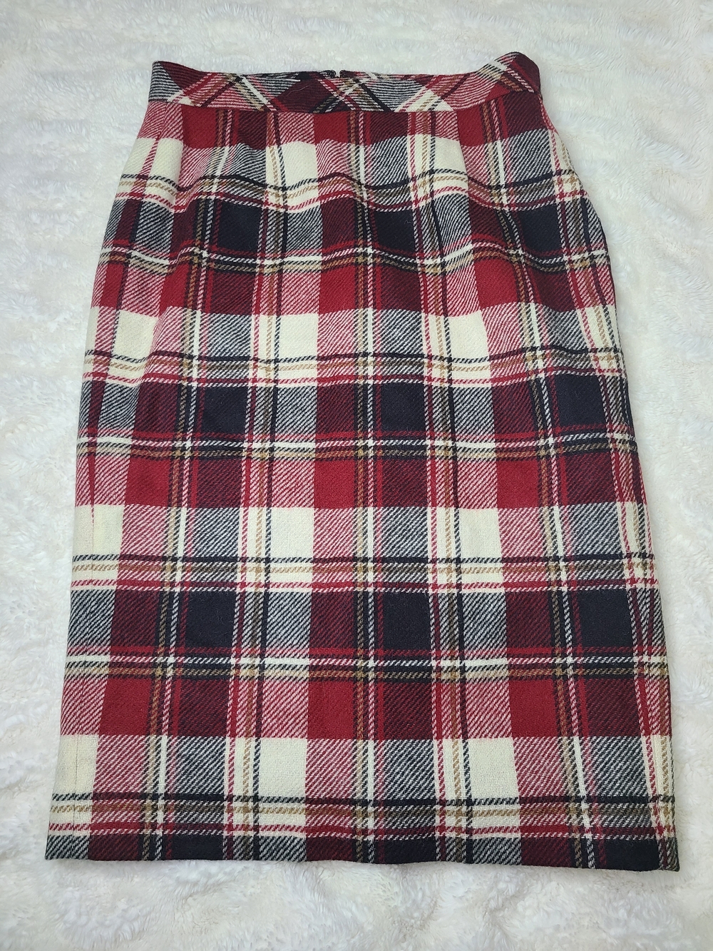 Brooks Brothers Red, Black & Cream Plaid Pencil Skirt Size 8